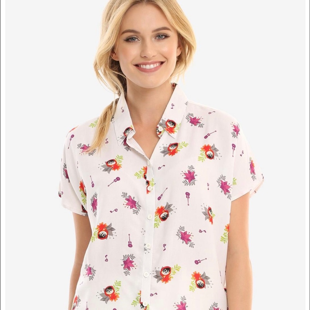 Box Lunch Disney Coco shirt